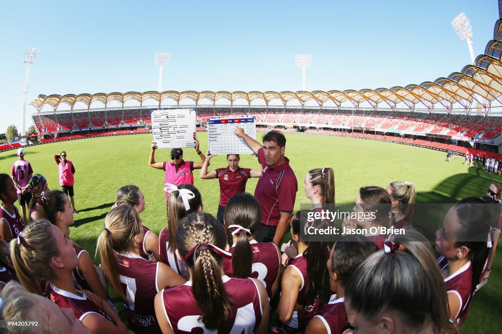 Queensland v Vic Country - 2018 NAB AFLW Under-18 Championships