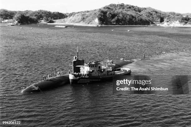In this aerial image, U.S. Submarine USS Bremerton arrives the U.S. Yokosuka Base on January 5, 1986 in Yokosuke, Kanagawa, Japan.
