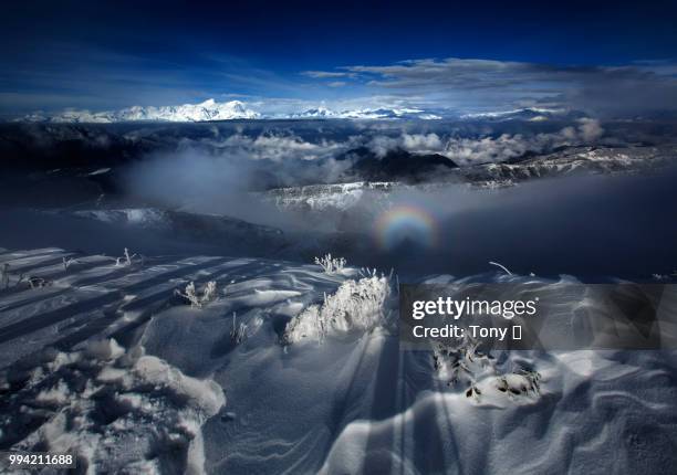 gongga mountain - mount gongga stock pictures, royalty-free photos & images