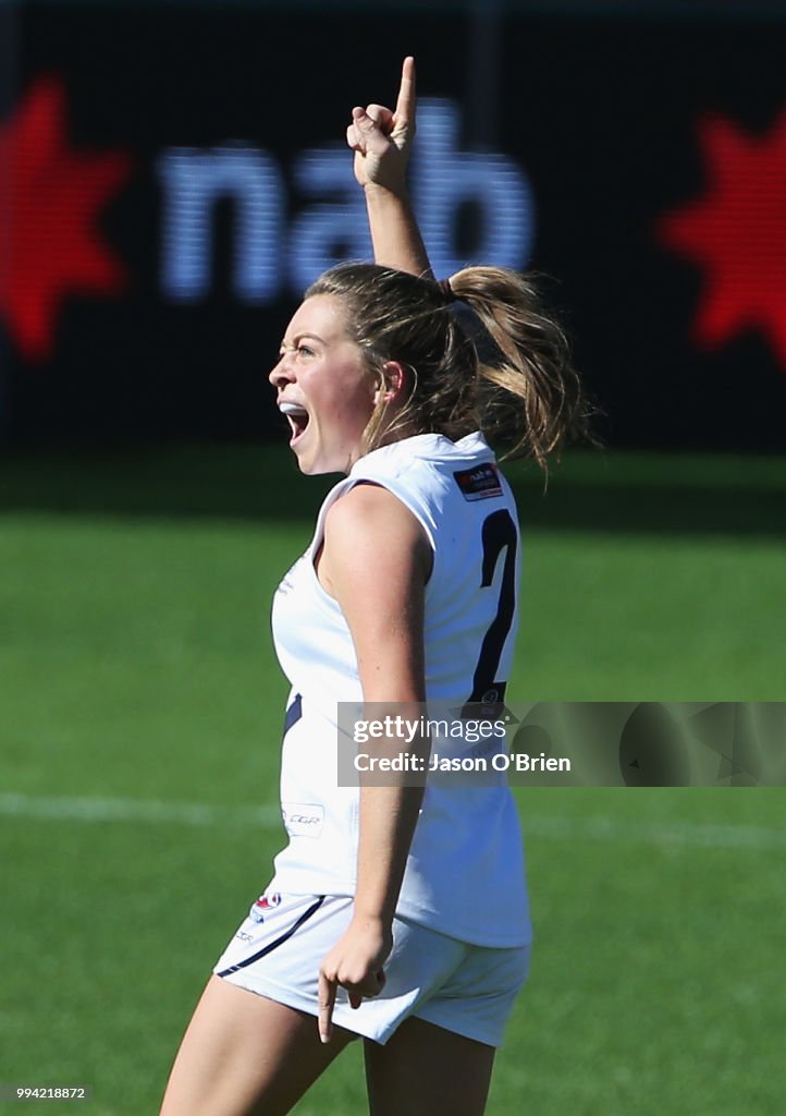 Queensland v Vic Country - 2018 NAB AFLW Under-18 Championships