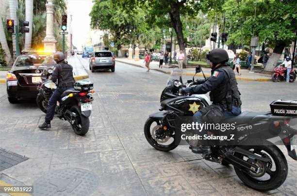 mexikanische polizei - beschützer stock-fotos und bilder