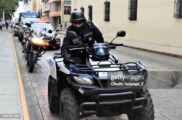 atv にメキシコ警察 - 庇護者 ストックフォトと画像