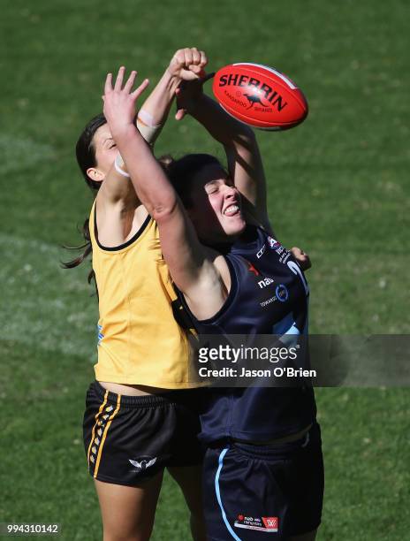 Vic Metro's Katie Lynch in action during the AFLW U18 Championships match between Vic Metro and Western Australia at Metricon Stadium on July 9, 2018...