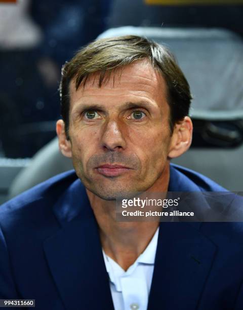 Bilbao's coach José Ángel Ziganda waiting for the kick-off of the Europa League soccer match between Hertha BSC and Athletic Bilbao, group phase,...