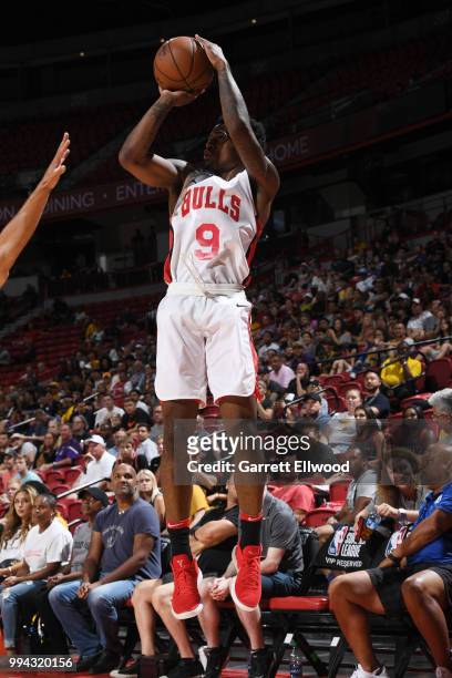 Antonio Blakeney of the Chicago Bulls shoots the ball against the Los Angeles Lakers during the 2018 Las Vegas Summer League on July 8, 2018 at the...