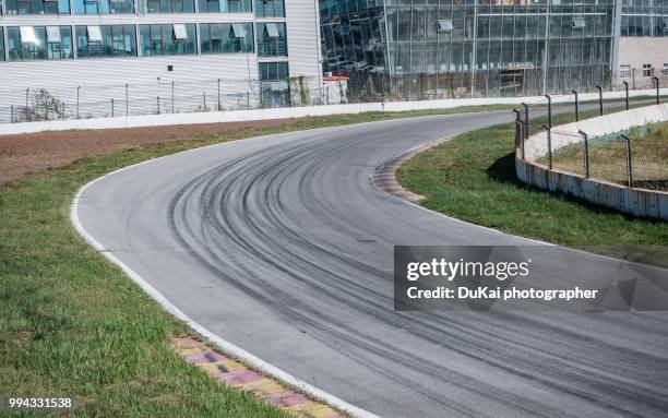 motor racing track - dukai stock pictures, royalty-free photos & images