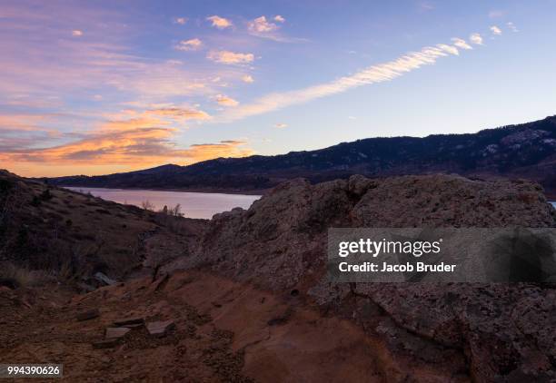 resevoir sunset - bruder stockfoto's en -beelden