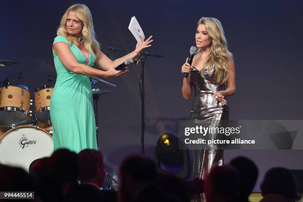 Patron Sylvie Meis and presenter Barbara Schöneberger attend the Dreamball Benefit Gala in Berlin, Germany, 20 September 2017. Photo: Maurizio...