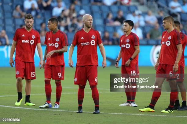 Toronto Fc Roster 6,531 Soccer Team Lineup Stock Photos, High-Res Pictures, and Images ...