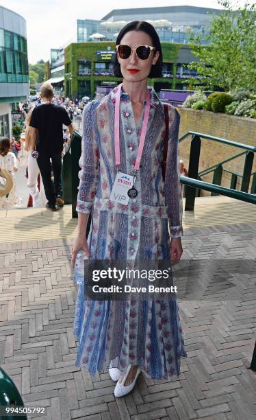 Erin O'Connor attends the evian Live Young Suite at The Championship at Wimbledon on July 9, 2018 in London, England.