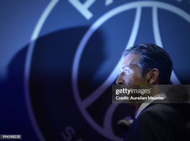 Gianluigi Buffon aarrives for a the press during a press conference after signing with the Paris Saint-Germain Football Club at Parc des Princes on...