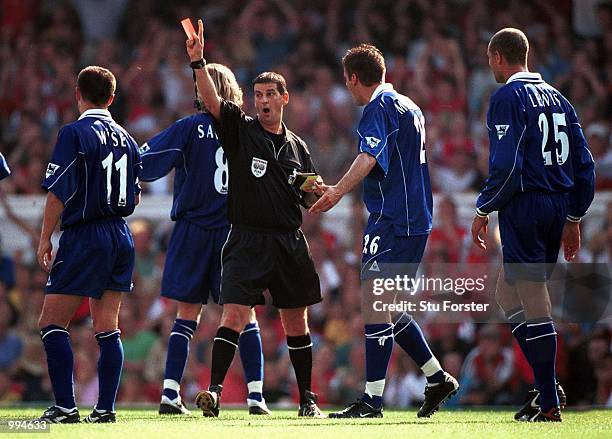 Referee Andy D''Urso sends off Dennis Wise of Leicester during the FA Barclaycard Premiership match between Arsenal and Leicester City at Highbury,...