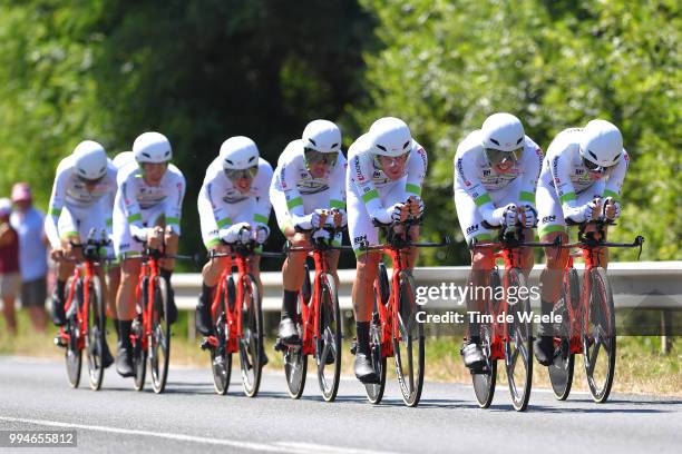 Warren Barguil of France / Maxime Bouet of France / Elie Gesbert of France / Romain Hardy of France / Kevin Ledanois of France / Amael Moinard of...