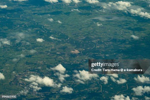 ubon ratchathani province in thailand daytime aerial view from airplane - taro hama 個照片及圖片檔