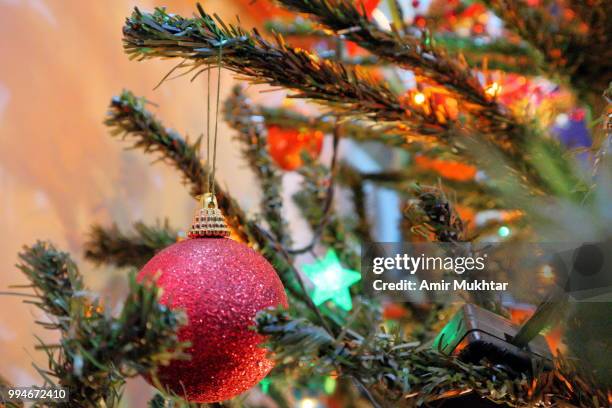 decorated christmas tree and ornaments - decorative art stock pictures, royalty-free photos & images