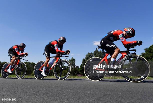 Richie Porte of Australia / Patrick Bevin of New Zealand / Damiano Caruso of Italy / Simon Gerrans of Australia / Stefan Kung of Switzerland /...