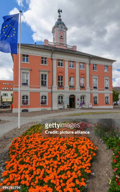 June 2018, Germany, Templin: The historical town hall in the marketplace. The city councillors of Templin are deciding on the prospect of honorary...