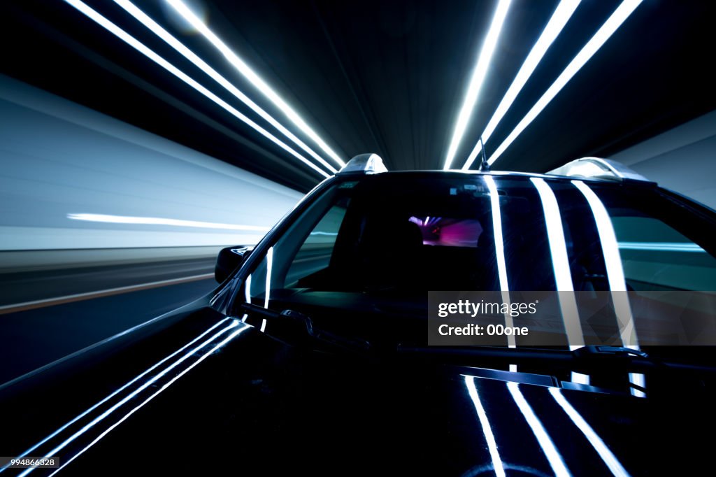 Velocidade e movimento no túnel