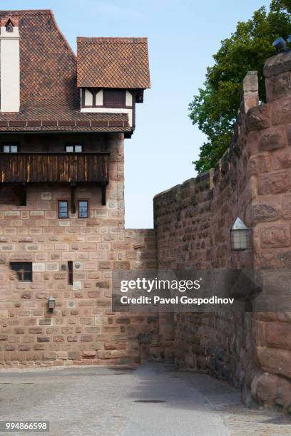 nuremberg's city wall from inside - pavel gospodinov stockfoto's en -beelden