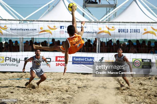 Bruno Barros in action during Footvolley World Stars 2018.