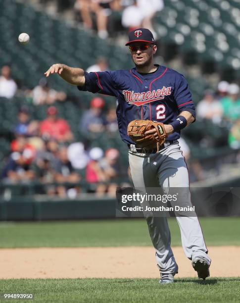 Brian Dozier of the Minnesota Twins throws to first base against the Chicago White Sox at Guaranteed Rate Field on June 28, 2018 in Chicago,...