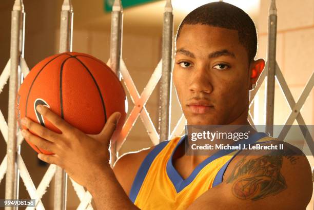 High School Basketball: Closeup portrait of Simeon Career Academy Derrick Rose posing during photo shoot at Ben Wilson Gymnasium. Chicago, IL CREDIT:...