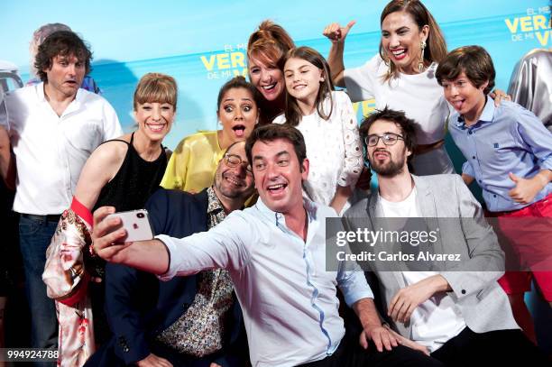 Actors Salva Reina, Nathalie Sesena, Mariam Hernandez, Stephanie Gil, Toni Acosta, Alejandro Serrano, Jordi Sanchez, Arturo Valls and director Dani...