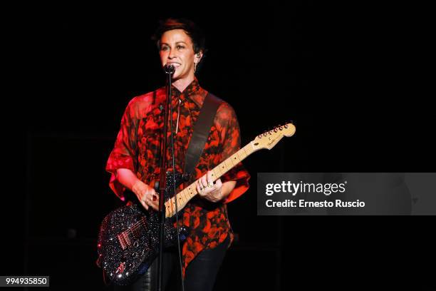 Singer Alanis Morissette performs on stage at Auditorium Parco Della Musica on July 9, 2018 in Rome, Italy.