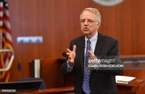 Monsanto defense attorney George Lombardi speaks during the opening remarks of the Monsanto trial in San Francisco, California on July 2018. -...