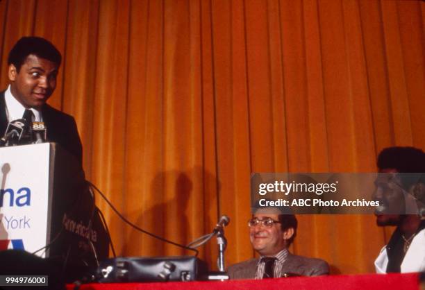 New Orleans, LA Muhammad Ali, Leon Spinks appear at news conference.