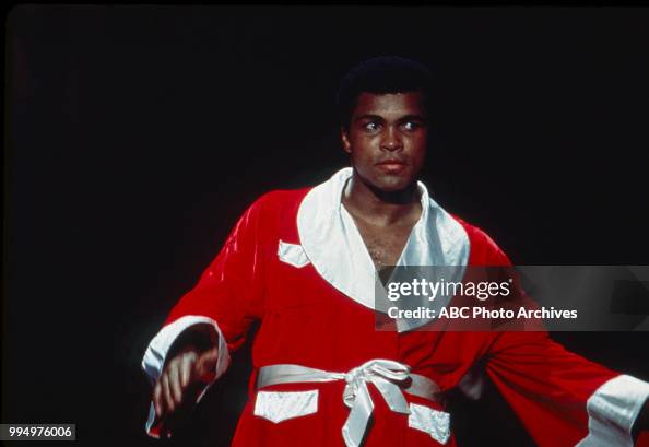 Muhammad Ali Rind Muhammad Ali in the ring. News Photo - Getty Images