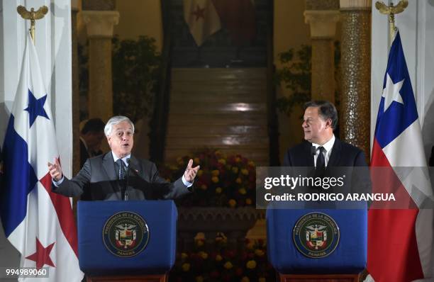 Panama's President Juan Carlos Varela and his Chilean counterpart Sebastian Pinera offer a press conference after holding a meeting at the...