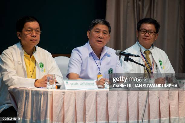 General of the Public Health Ministry, Thongchai Lertwilairattanapong , Dr. Jesada Chokedamrongsuk and director of Chiang Rai Hospital, Dr. Chaiwet...