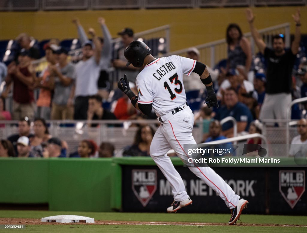 Milwaukee Brewers v Miami Marlins