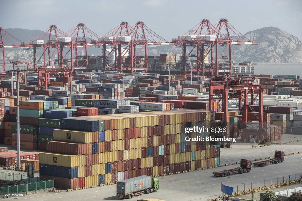 Yangshan Free Trade Port as US-China Trade Conflict Escalates