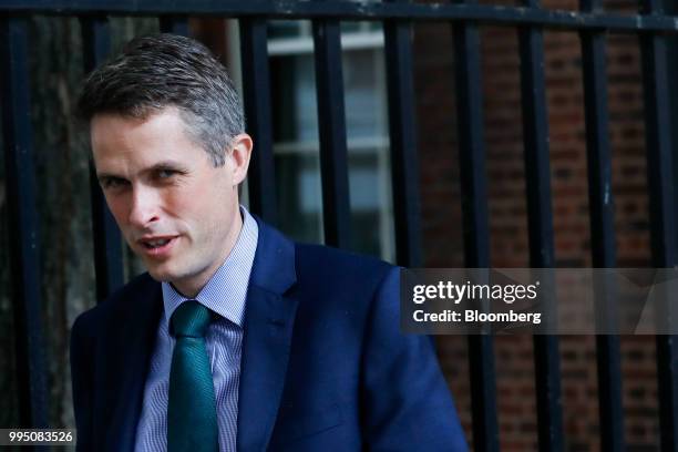 Gavin Williamson, U.K. Defence secretary, departs from a weekly meeting of cabinet ministers at number 10 Downing Street in London, U.K., on Tuesday,...