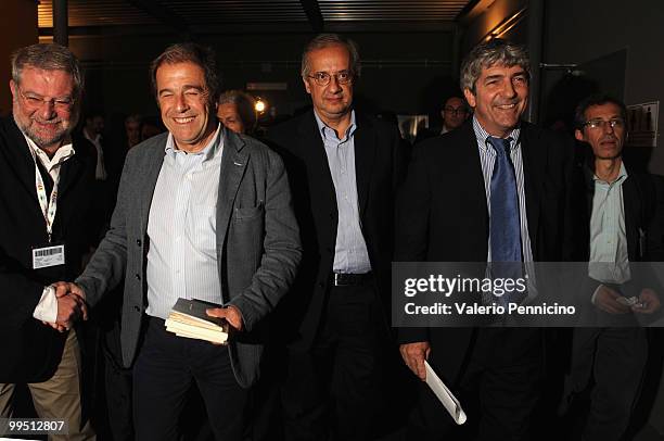 Giovanni Minoli, Walter Veltroni and Paolo Rossi attend the ''Quando cade l'acrobata, entrano i clown'' book presentation during the 2010 Turin...