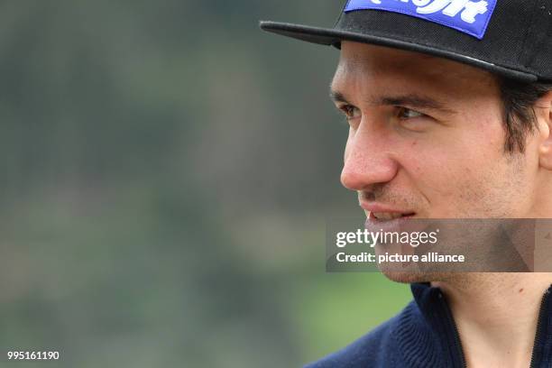 The German ski racer Felix Neureuther takes part in the Media day of the Deutschen Skiverbandes in Uderns im Zillertal, Austria, 22 September 2017....