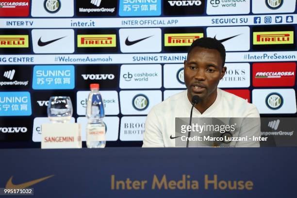 Internazionale new signing Kwadwo Asamoah speaks to the media during a press conference at Appiano Gentile on July 10, 2018 in Como, Italy.