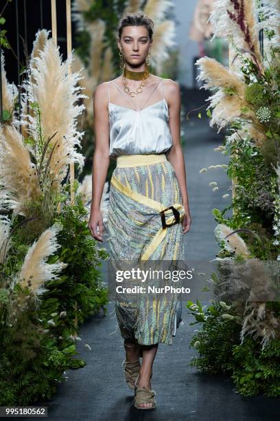 Model presents a creation by Spanish Inunez at the fashion show at the Mercedes-Benz Fashion Week Madrid Spring-Summer 2019, in IFEMA Madrid, Spain,...