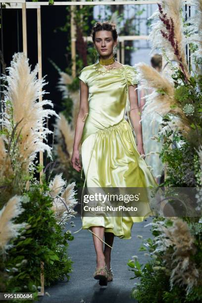 Model presents a creation by Spanish Inunez at the fashion show at the Mercedes-Benz Fashion Week Madrid Spring-Summer 2019, in IFEMA Madrid, Spain,...