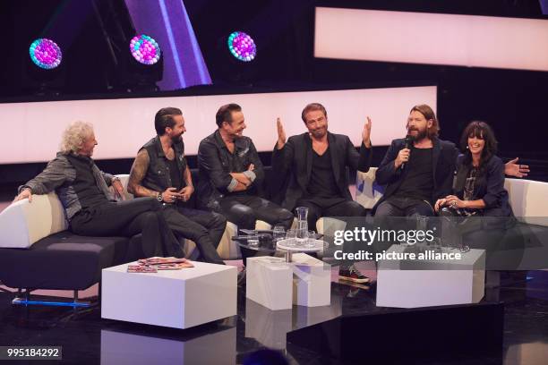 Thomas Gottschalk, Alec Völkel. Sascha Vollmer, Sasha, Rea Garvey and Nena in conversation at the television recording of 'Nena: Nothing Wasted' in...