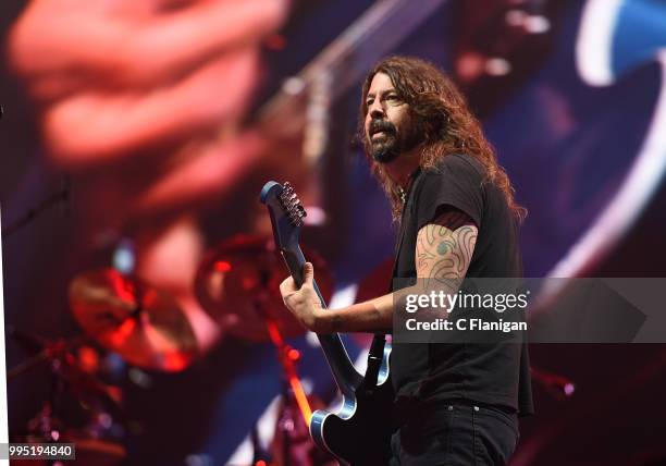 Dave Grohl of the Foo Fighters performs during the 51st Festival d'ete de Quebec on July 9, 2018 in Quebec City, Canada.