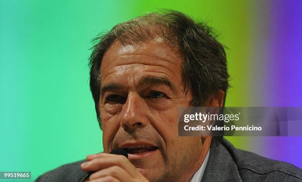 Giovanni Minoli attends the ''Quando cade l'acrobata, entrano i clown'' book presentation during the 2010 Turin International Book Fair on May 14,...