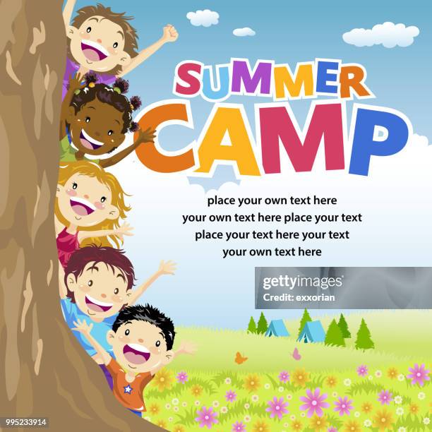 stockillustraties, clipart, cartoons en iconen met zomerkamp voor kinderen - kind veld spelen