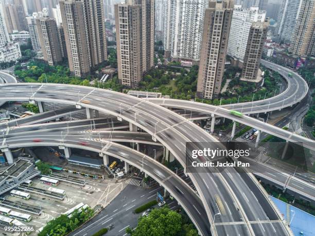 aerial view of shanghai highway - jackal pan， stockfoto's en -beelden