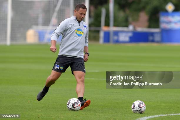 Coach Pal Dardai of Hertha BSC during the training at the Schenkendorfplatz on july 10, 2018 in Berlin, Germany.