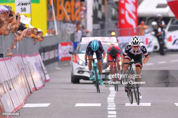 Sprint / Arrival / Ruth Winder of The United States and Team Sunweb / Tayler Wiles of The United States and Team Trek - Drops / Alice Maria Arzuffi...