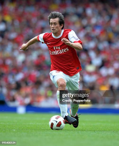 Tomas Rosicky of Arsenal in action during the Emirates Cup match between Arsenal and Celtic at the Emirates Stadium on August 1, 2010 in London,...