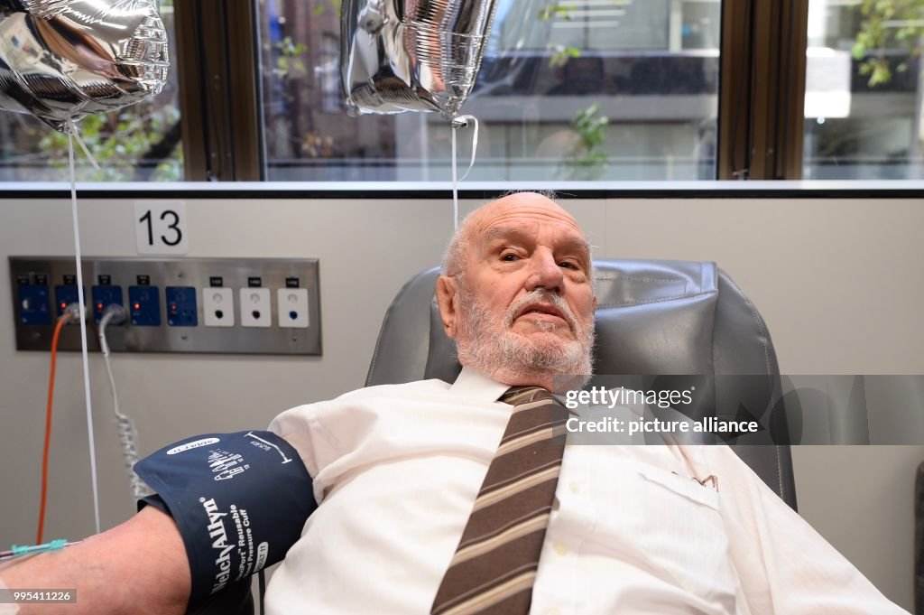 Last blood donation of 81-year-old with rare blood group